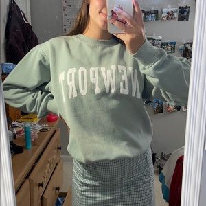 Brandy Melville Newport Crewneck